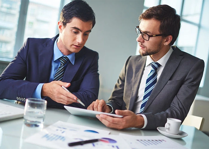 چطور مشاور کار مناسب انتخاب کنیم؟